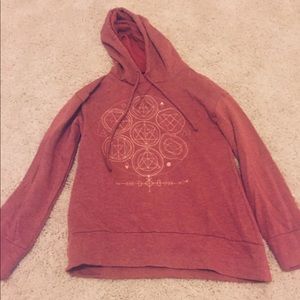 Women’s burgundy long sleeve shirt xs